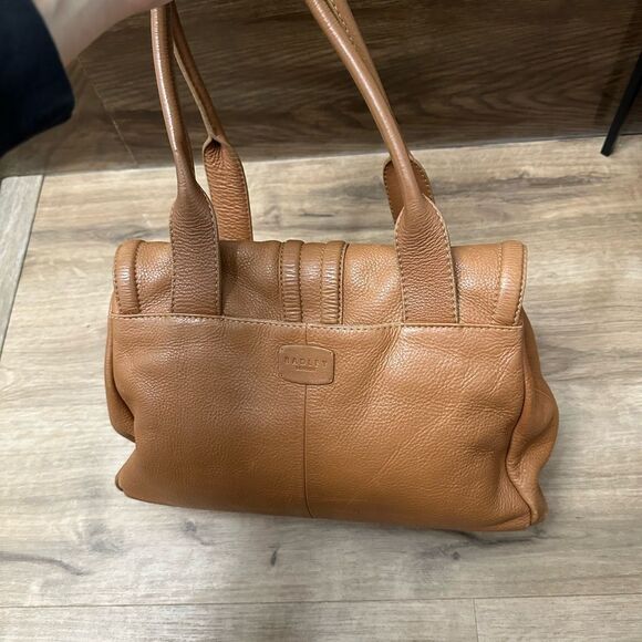 Radley London Cheadle Leather Shoulder Bag - Picture 3 of 9